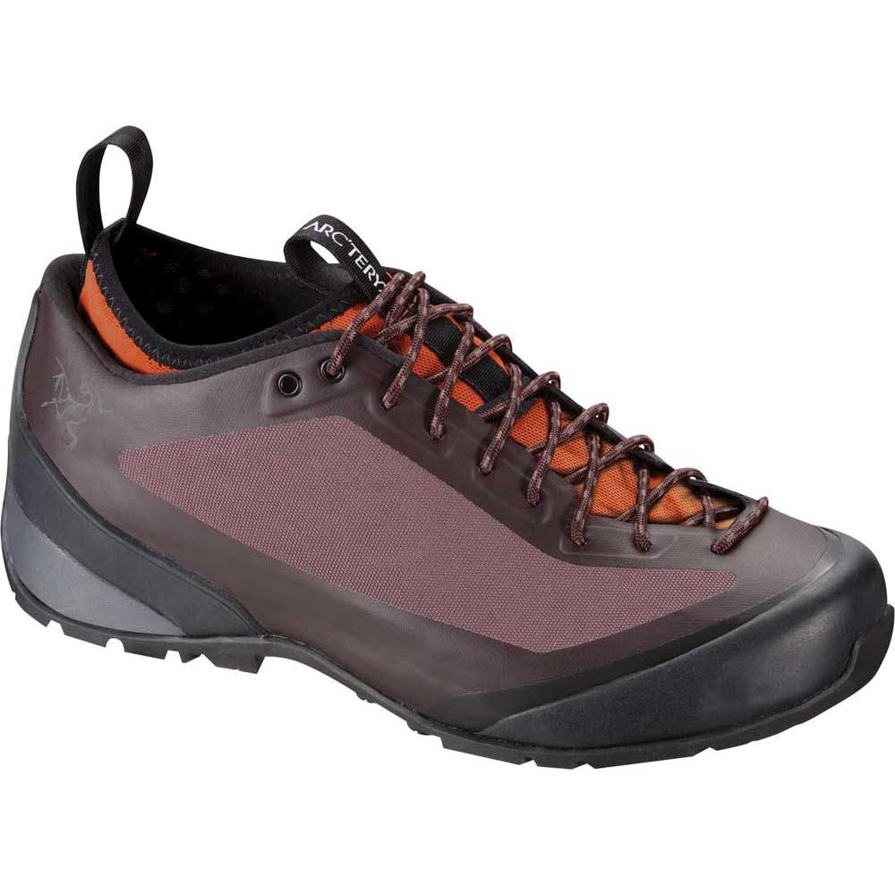 arc-teryx-acrux-fl-approach-hiking-shoes