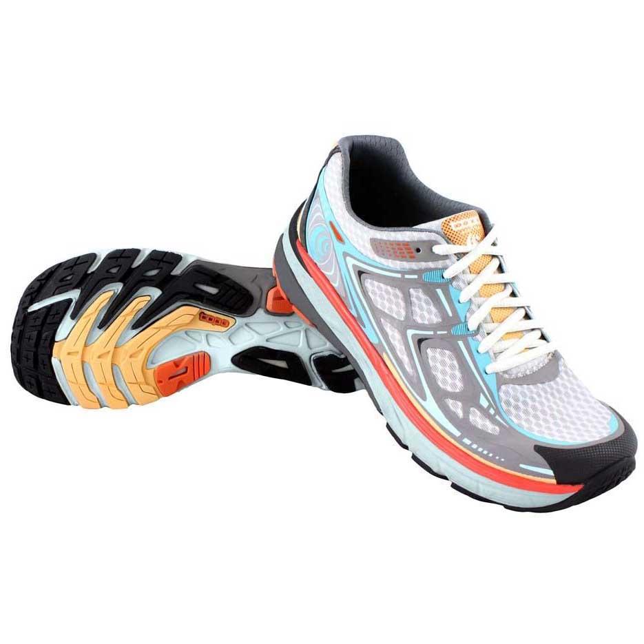 Topo athletic Magnifly Running Shoes