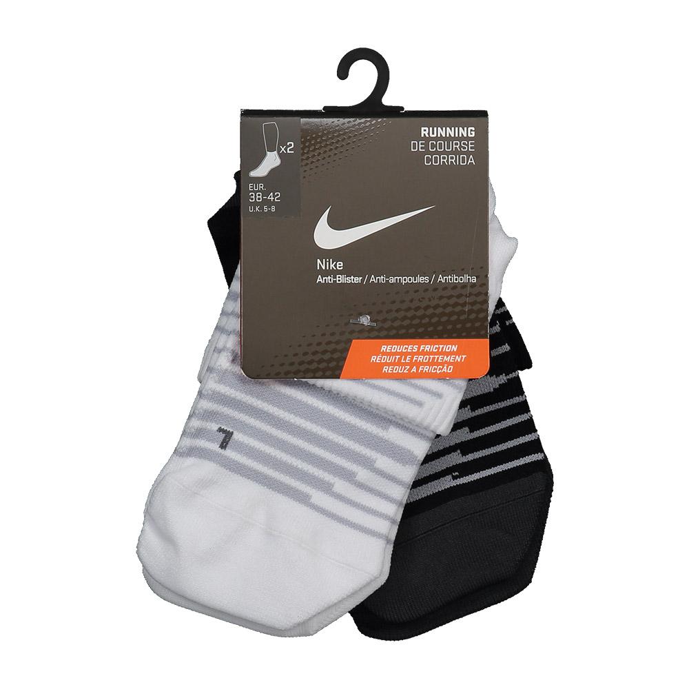 ironía Hacia fuera Creación Nike Dri Fit Lightweight Quarter Socks White | Runnerinn