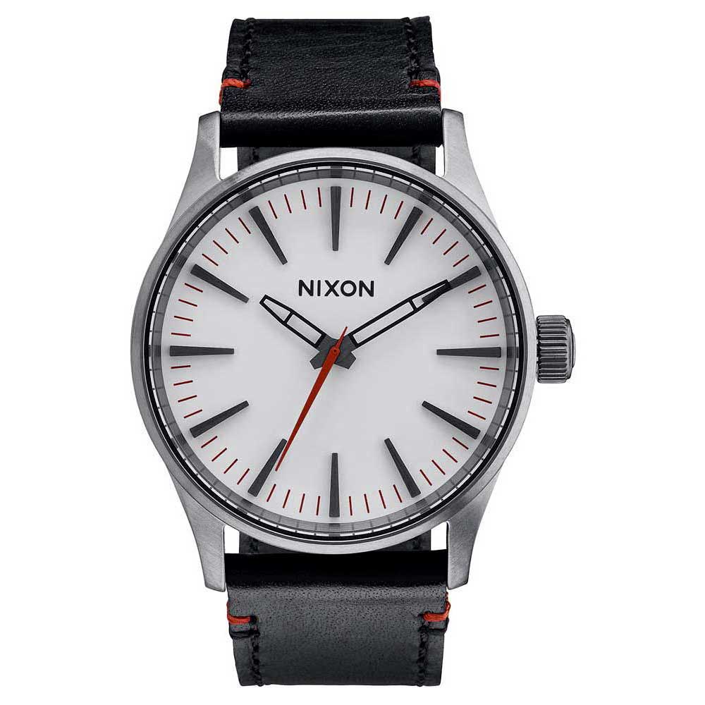 nixon-sentry-38-leather-watch