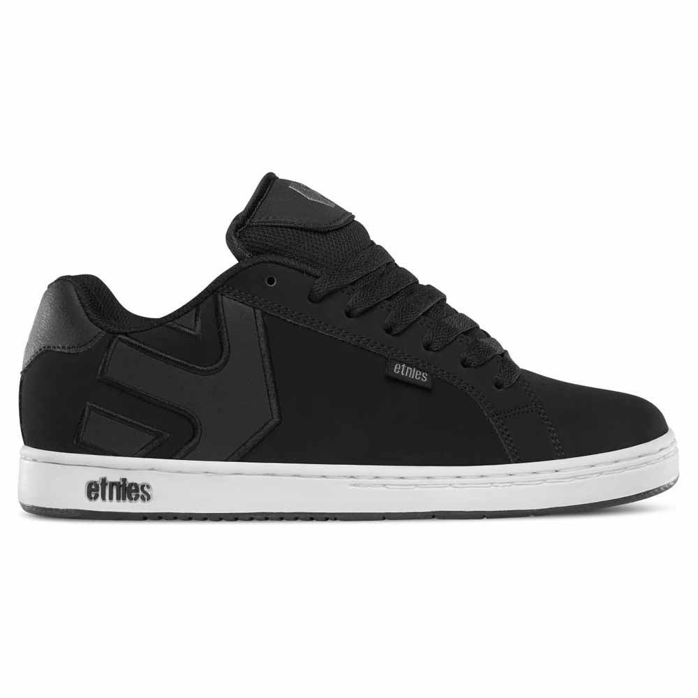 etnies-fader-trainers