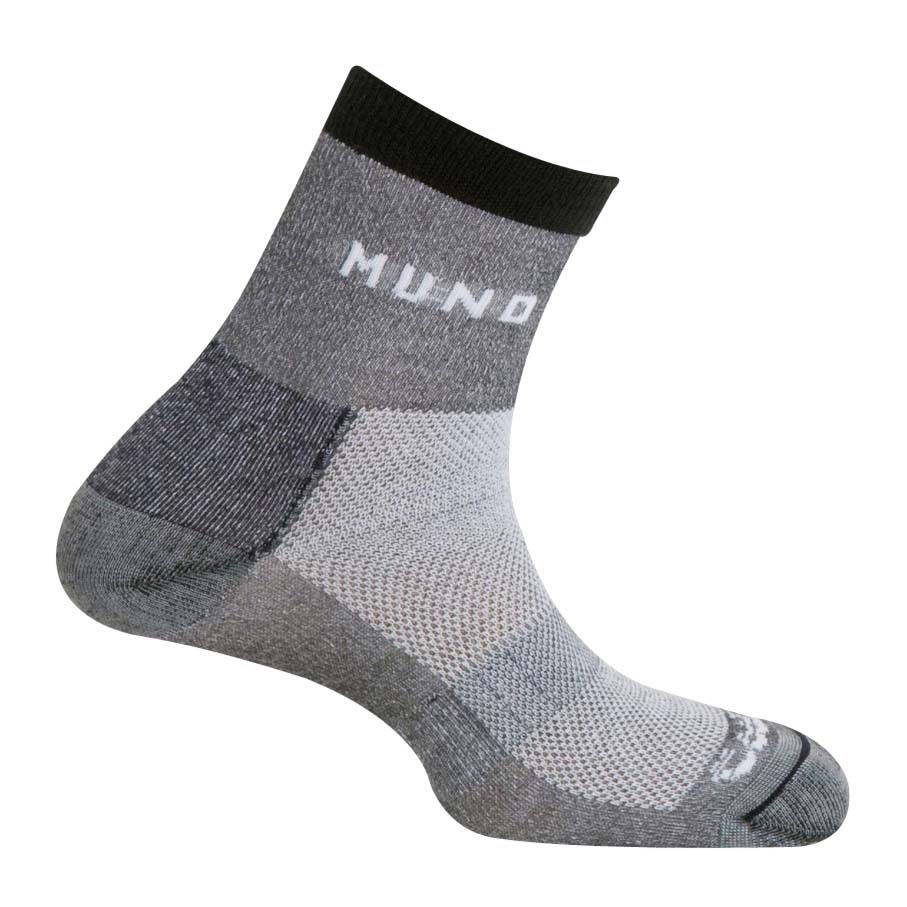 mund-socks-cross-mountain-sokken