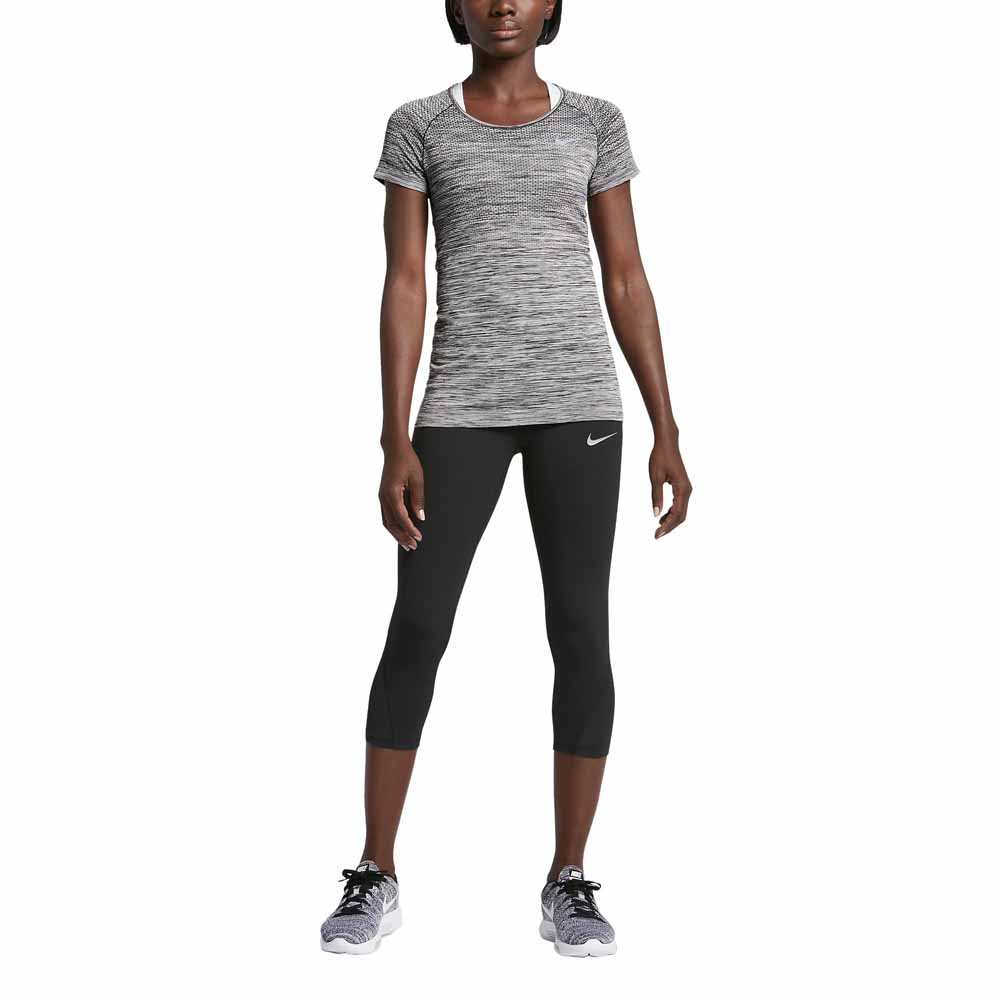 Nike Dri-Fit Knit T-shirt med korta ärmar