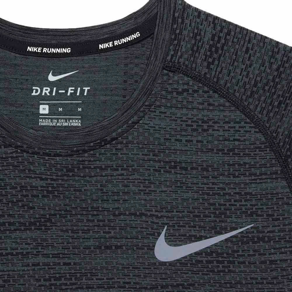 Nike T-Shirt Manche Courte Dri Fit Knit Top