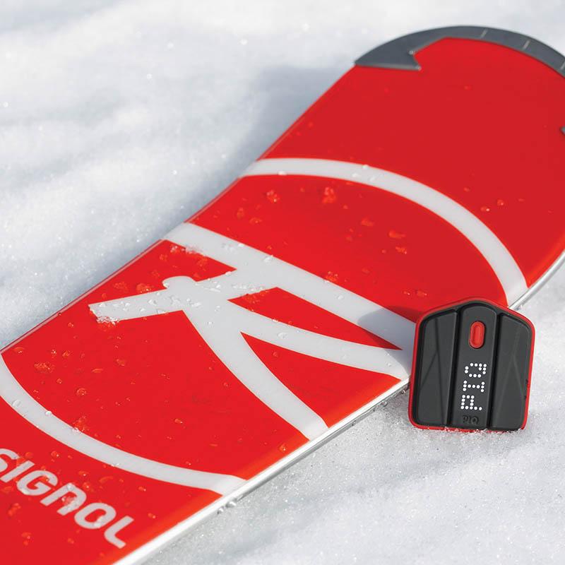 piq-smart-multi-sport-sensor-with-ski-accessories