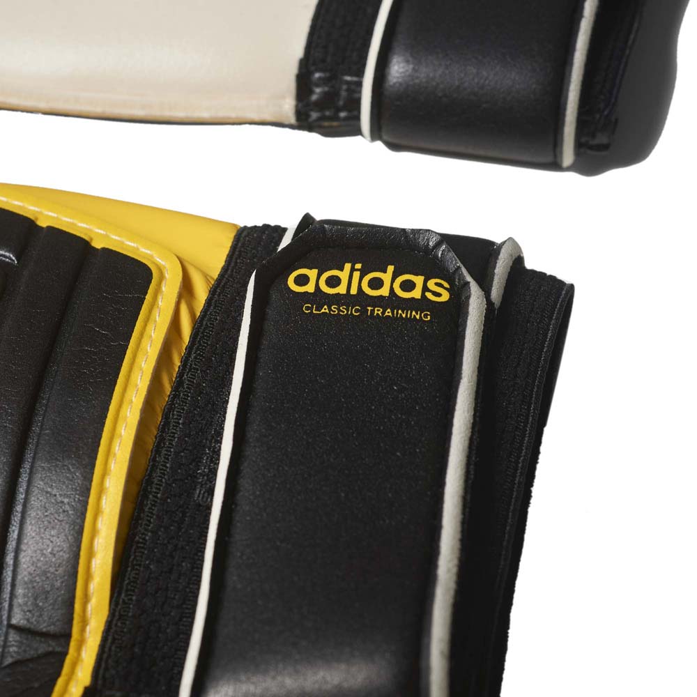 adidas Classic Training Goalkeeper Gloves