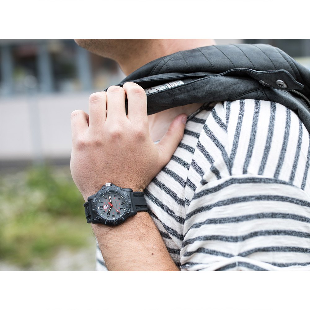 公式通販 SECオンライン ルミノックス 腕時計 Black 8880 Series 8881