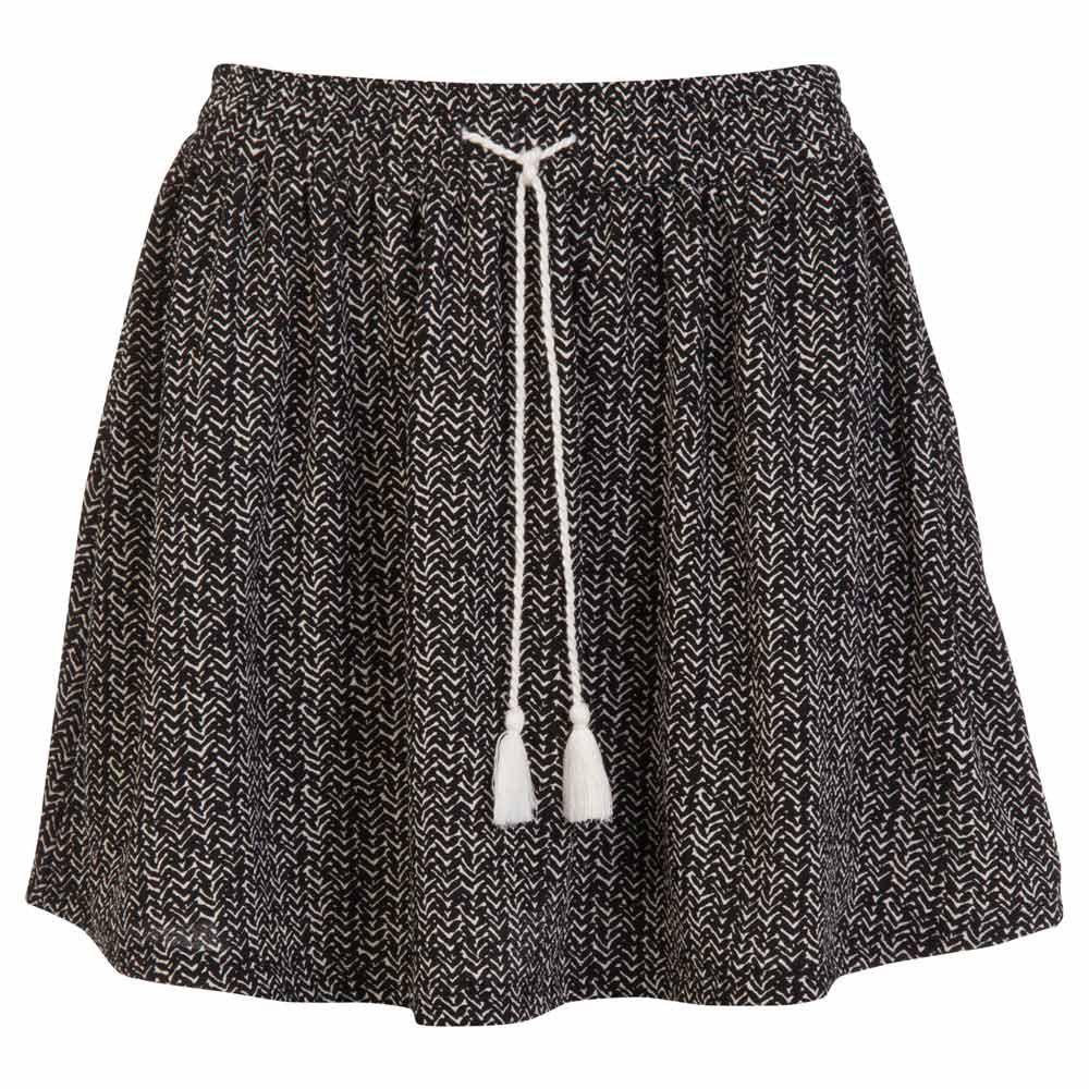 protest-ilam-skirt