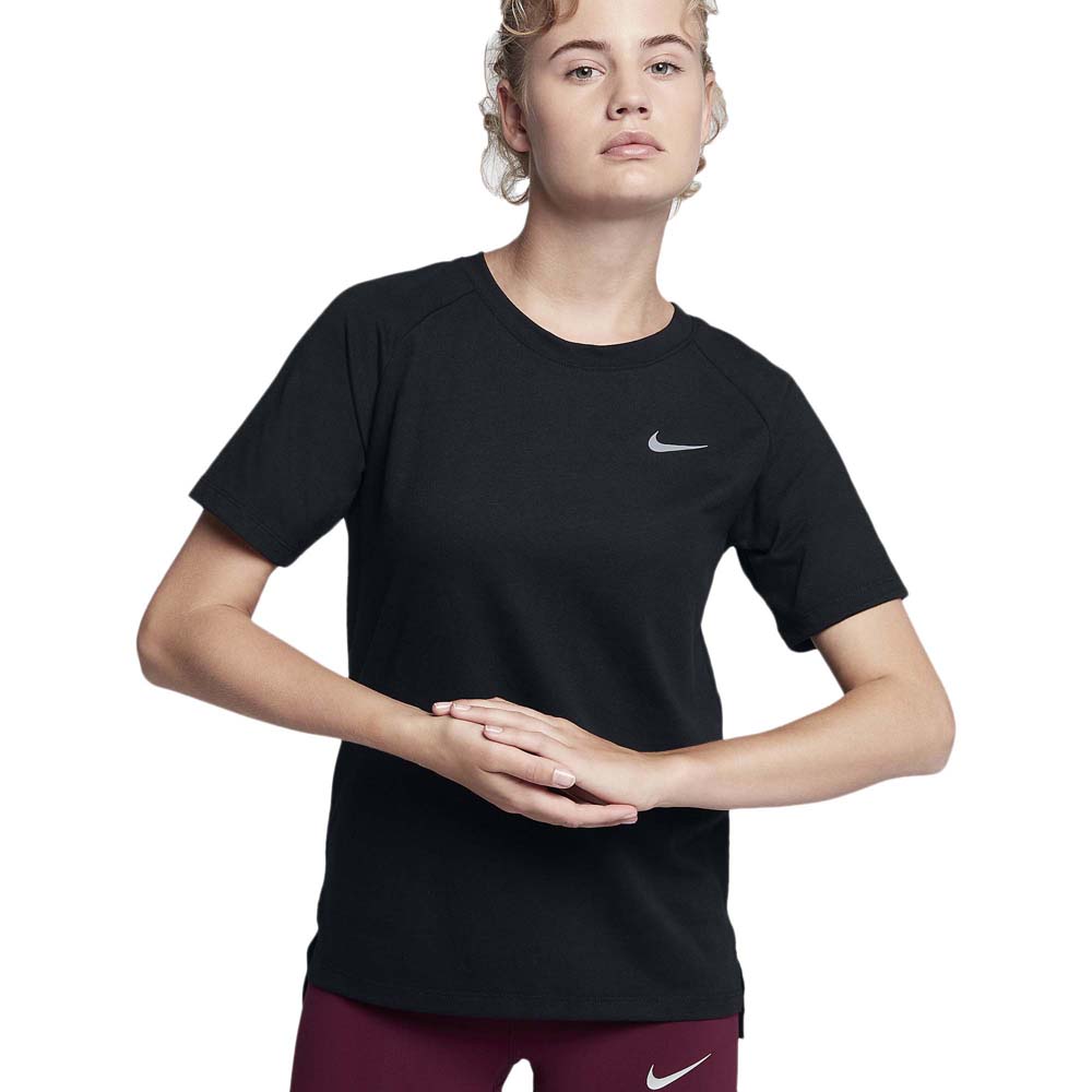 Nike T-Shirt Manche Courte Tailwind