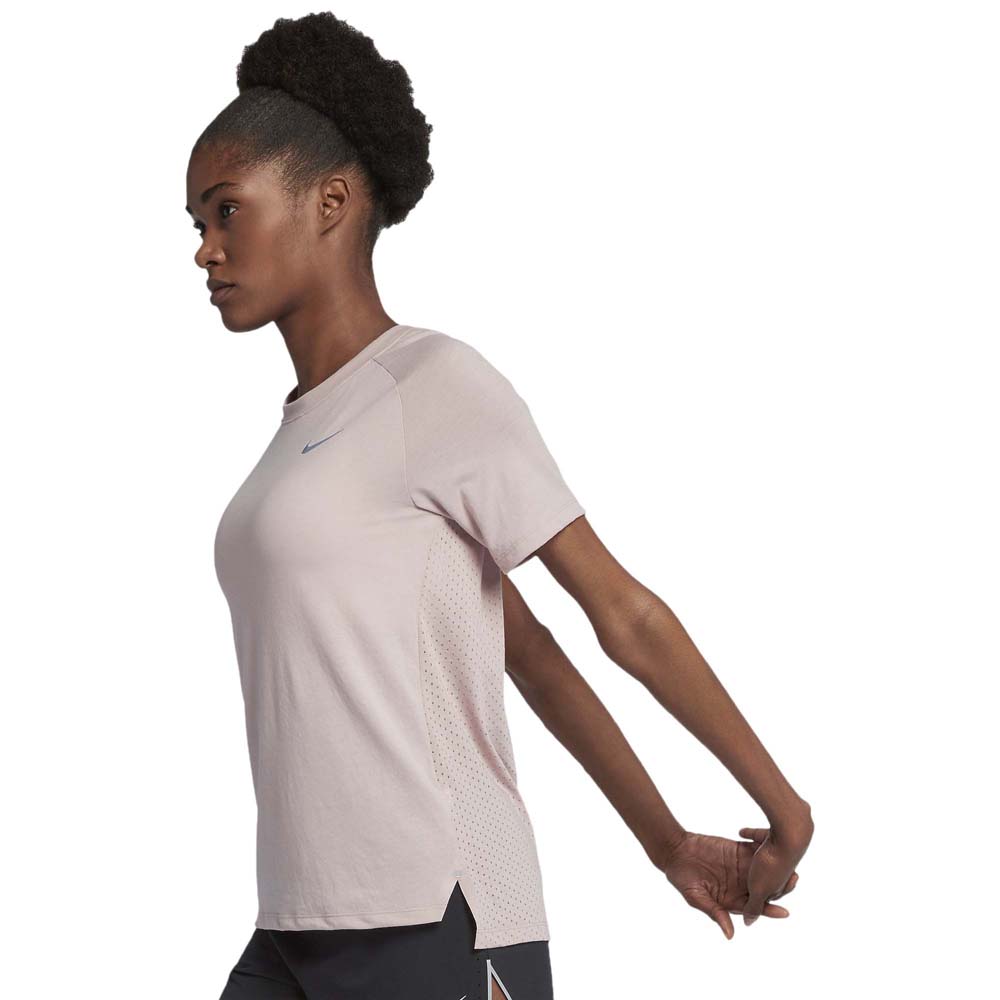 Nike Camiseta Manga Corta Breathe Tailwind