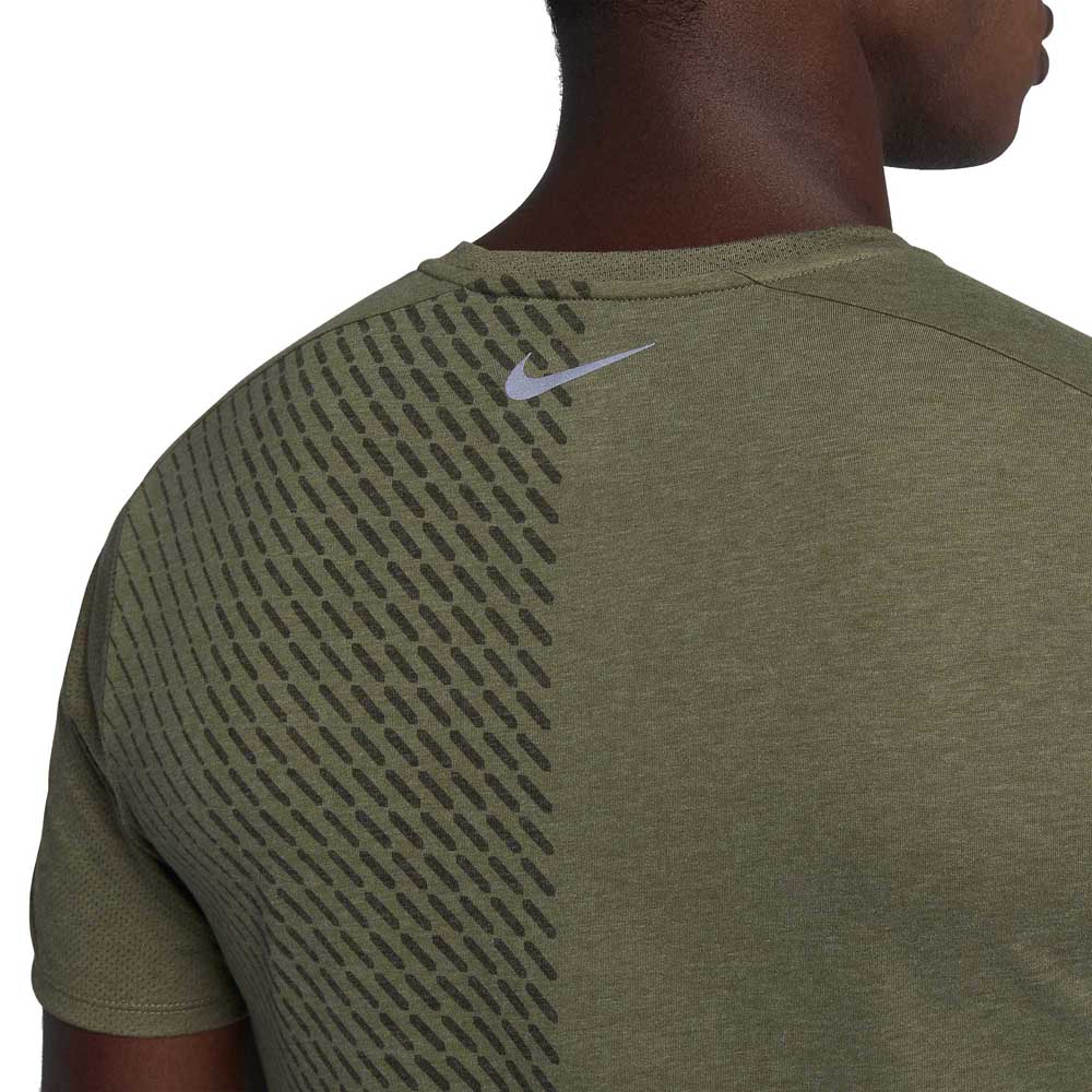 Nike Breathe Tailwind Print Short Sleeve T-Shirt