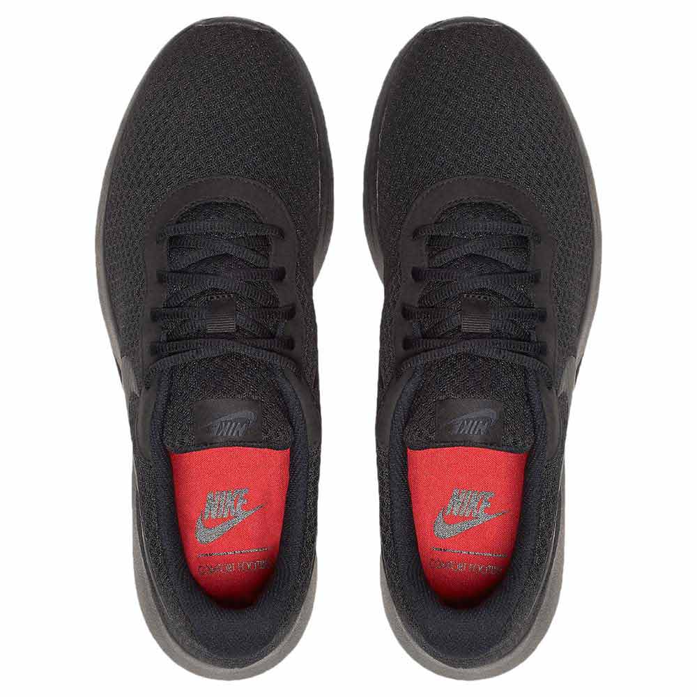 Nike Tanjun schoenen