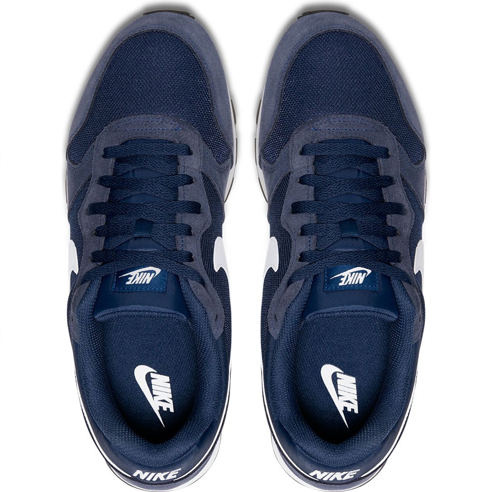 Nike MD Runner 2 schoenen