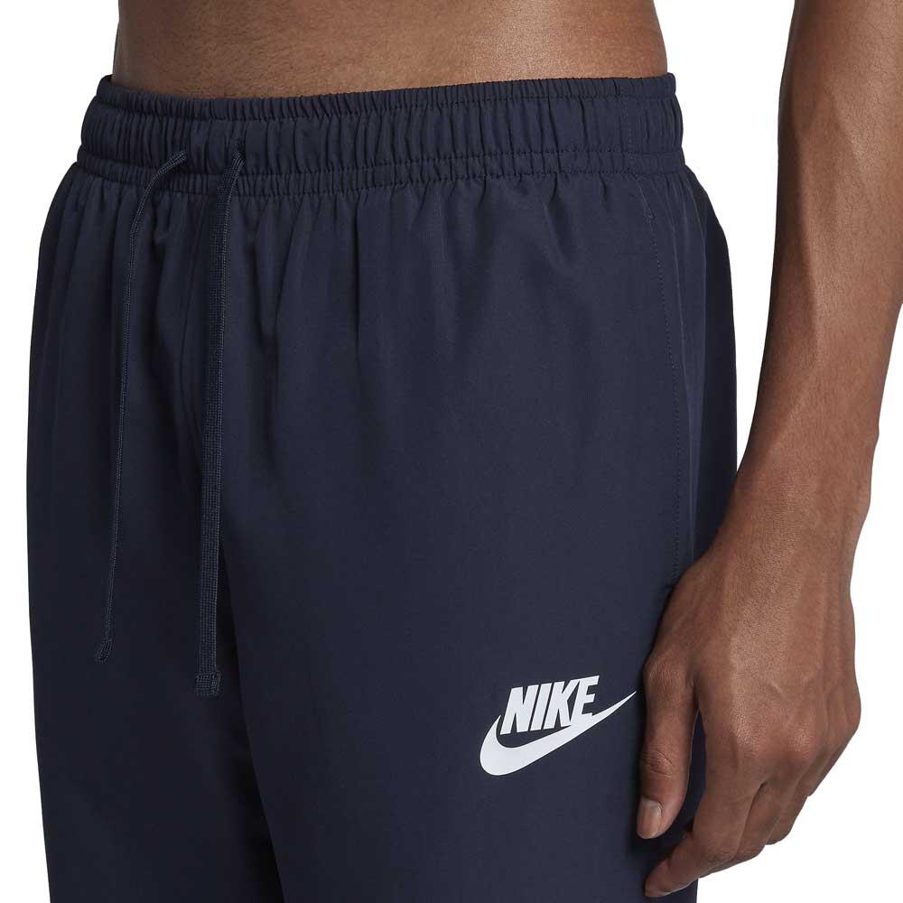 Nike Sportswear Basic