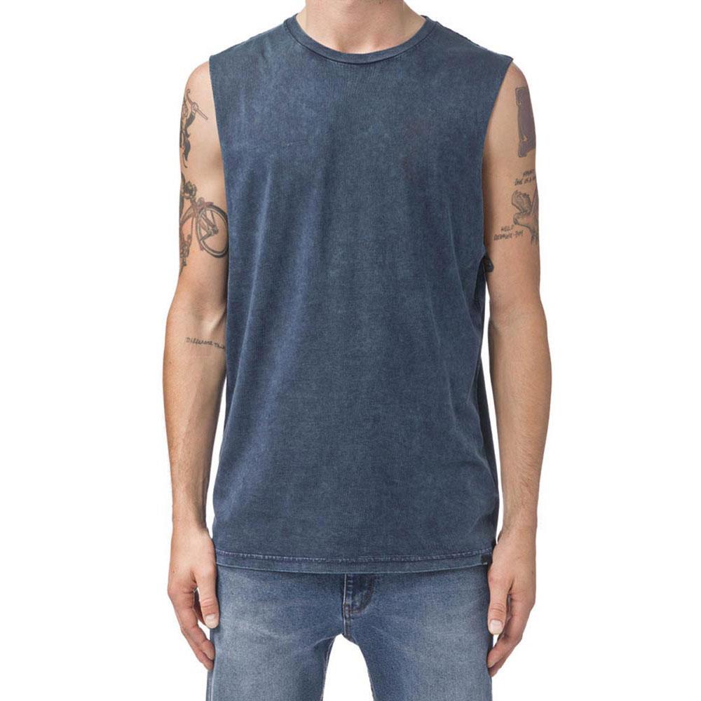 globe-twisted-muscle-sleeveless-t-shirt