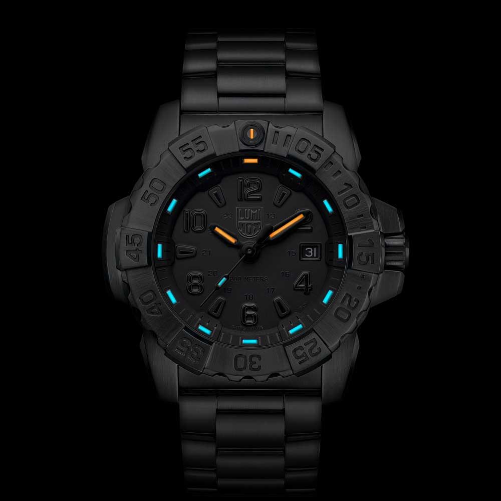 Luminox Navy Seal Steel 3252 Watch