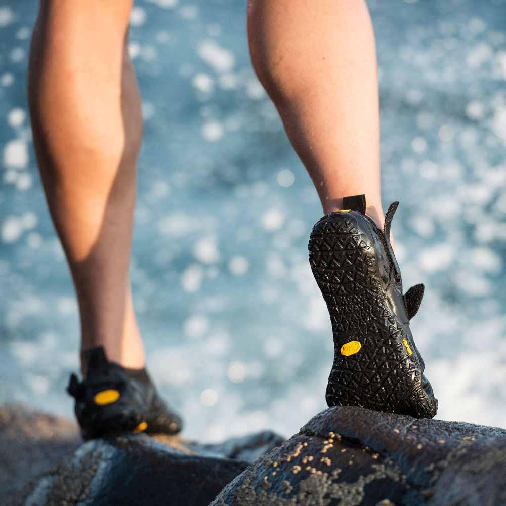 Vibram V-Aqua Ladies Outdoor Water Five Fingers Mega Grip Shoes Trainers 