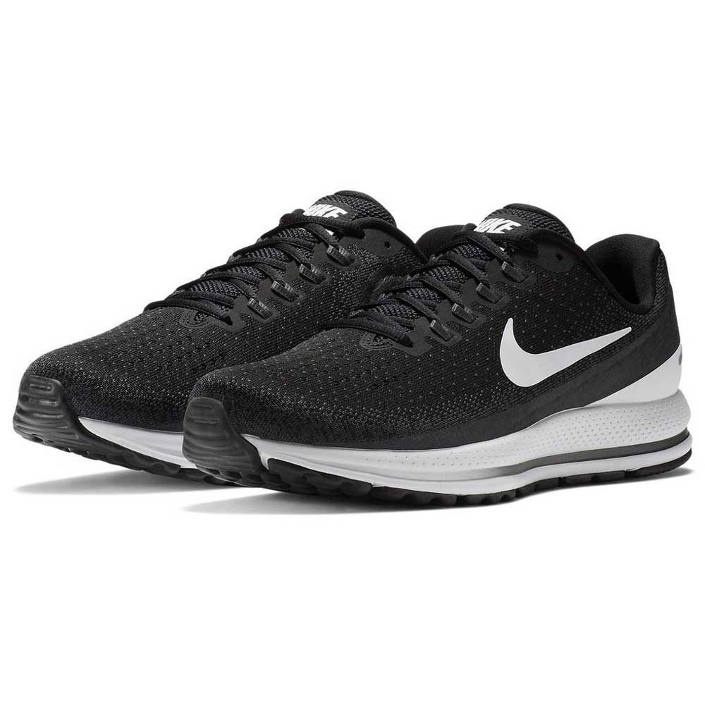 Nike Air Zoom Vomero 13 Wide Running Shoes