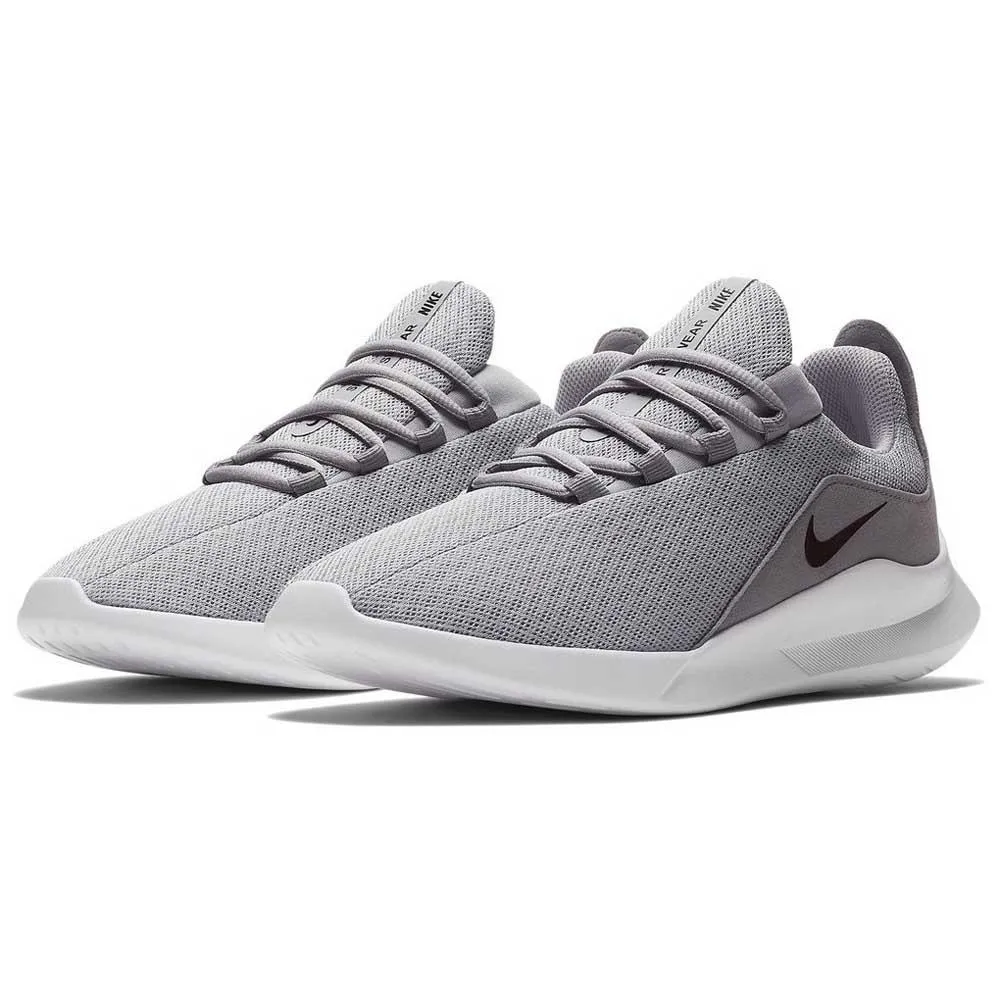 Nike Viale Trainers | Dressinn display picture 3