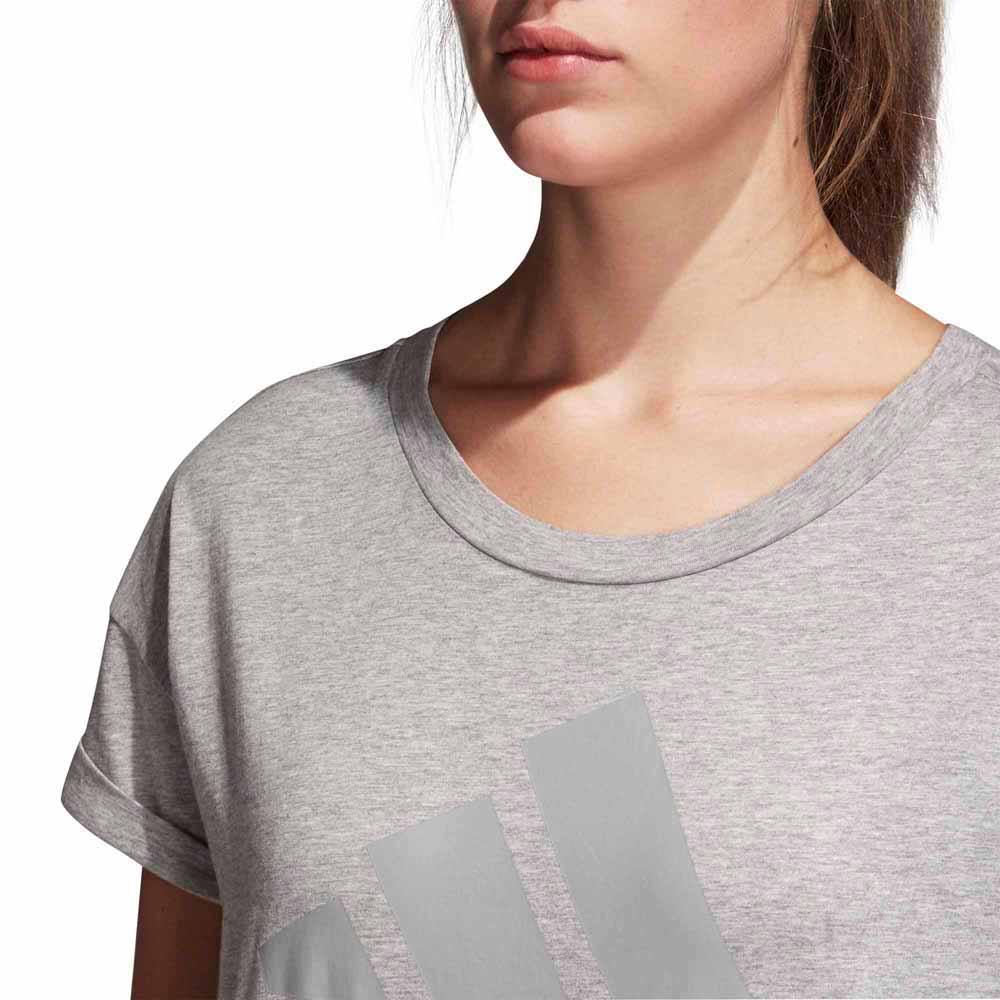adidas Essential Linear T-shirt med korte ærmer