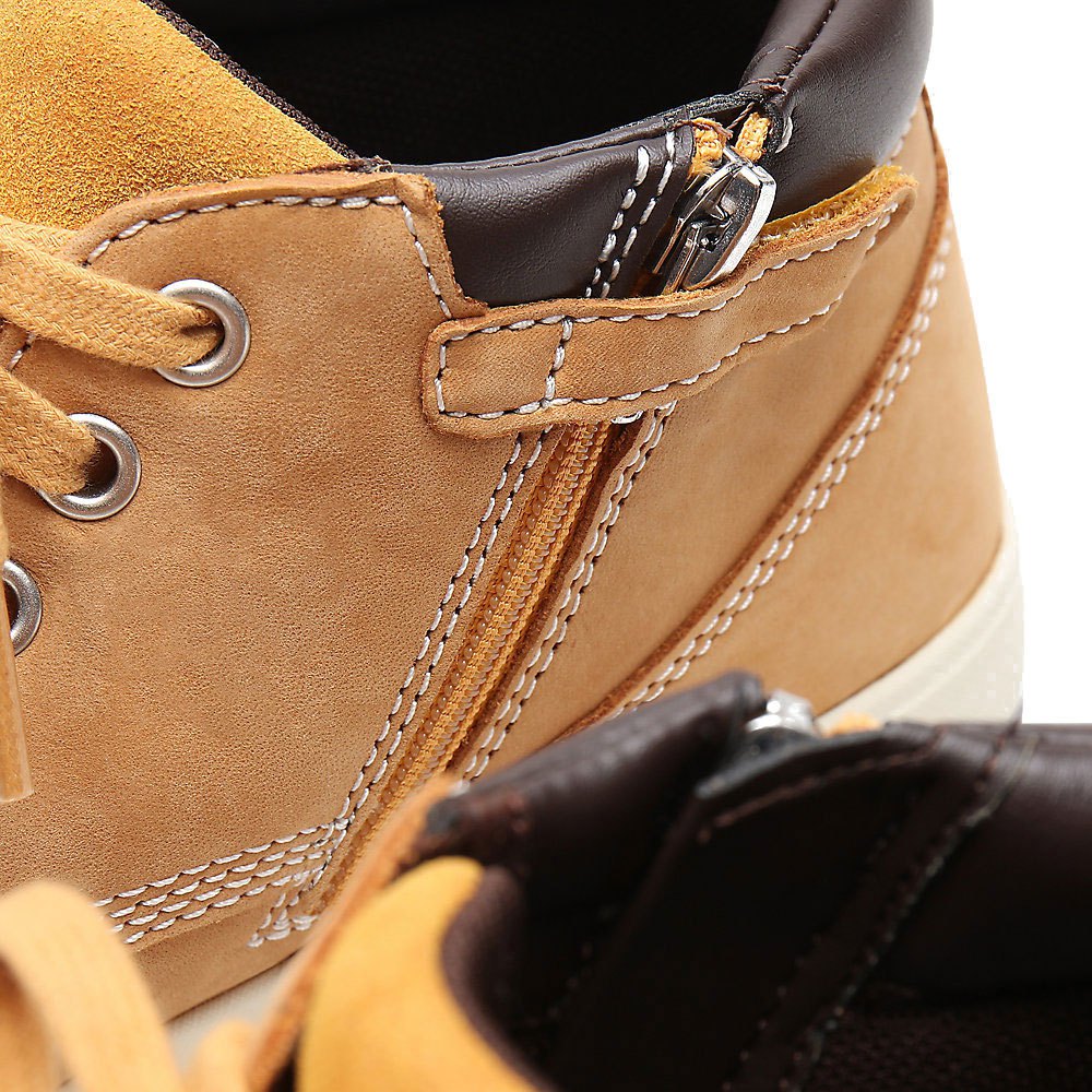 Timberland Davis Square Leather Chukka Boots