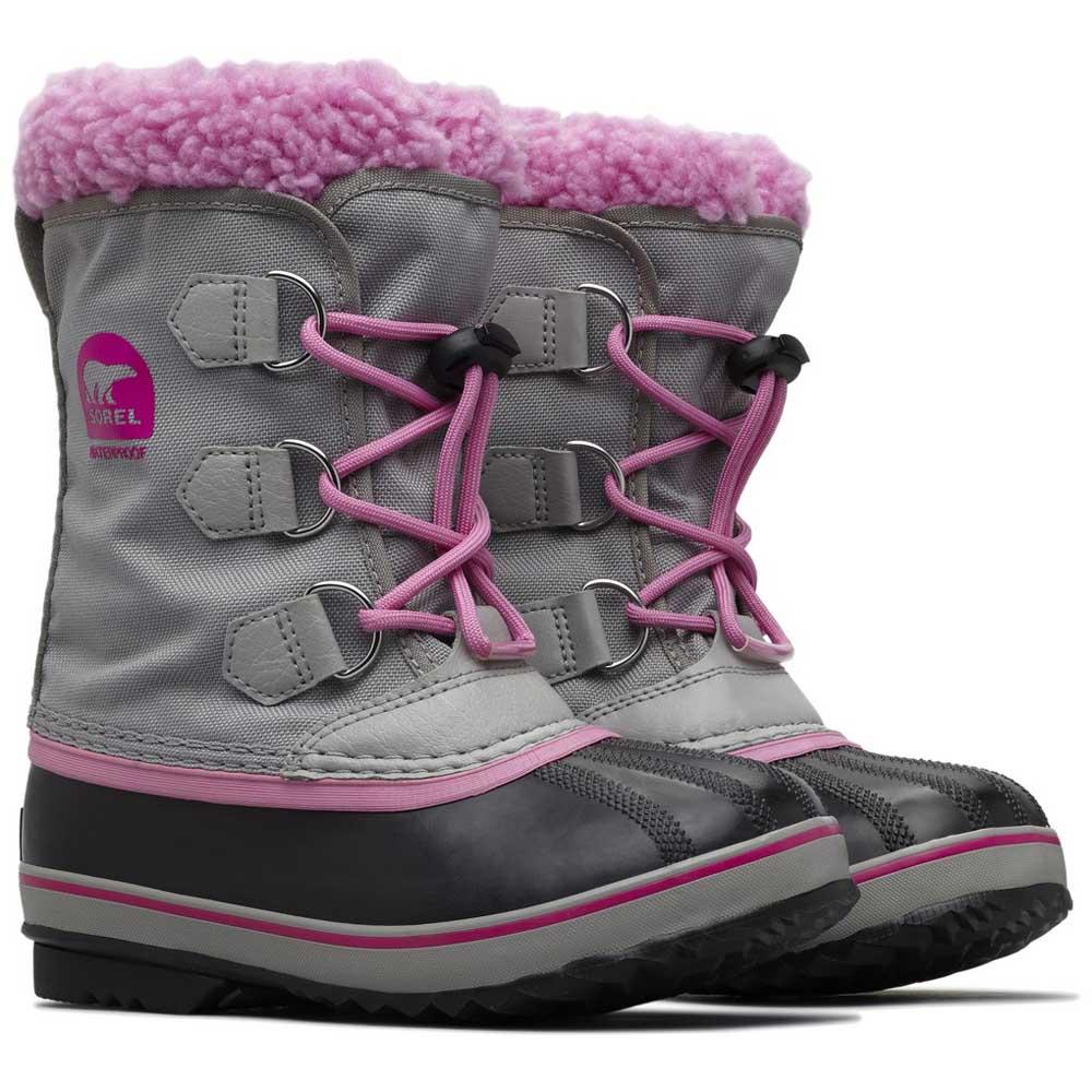 sorel-pack-nylon-snow-boots