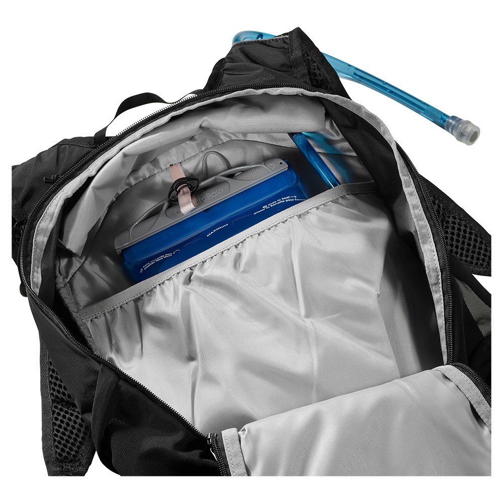 Salomon Trailblazer 20L backpack