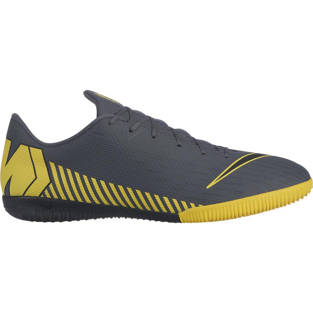 nike-mercurial-vapor-xii-academy-ic-indoor-football-shoes