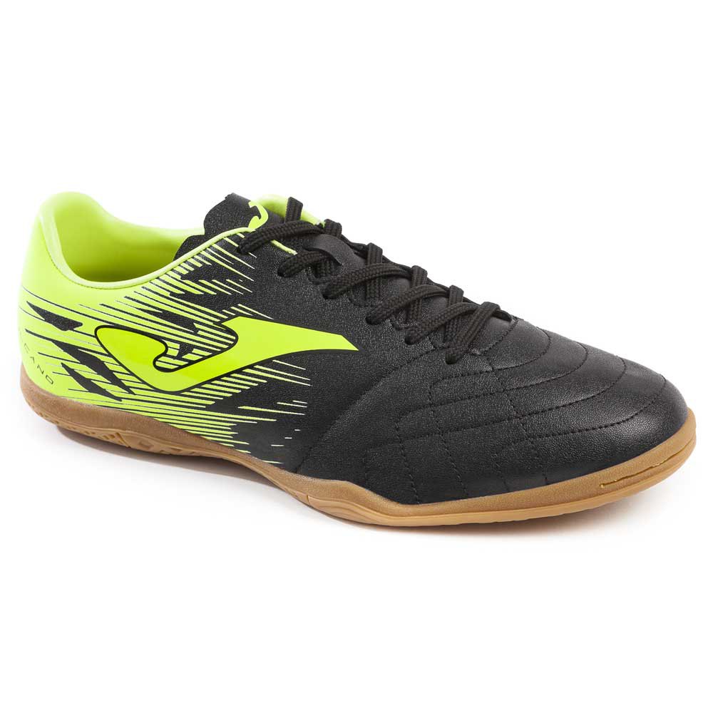 joma-vulcano-in-indoor-football-shoes