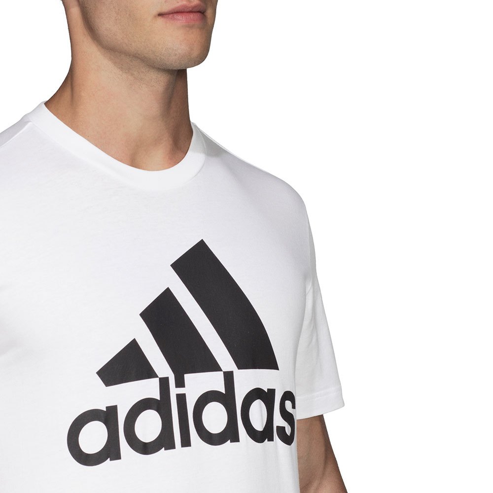 adidas Must Have Badge Of Sport Regular kurzarm-T-shirt