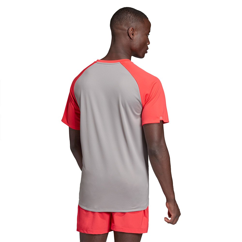 adidas Club Colourblock T-shirt med korte ærmer