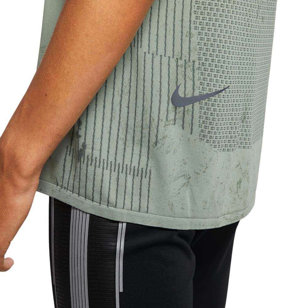 Nike T-Shirt Manche Courte Tech Pack Seamless
