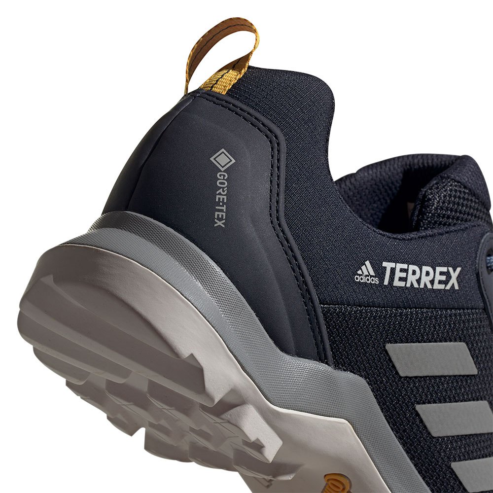 adidas Tênis Caminhada Terrex AX3 Goretex