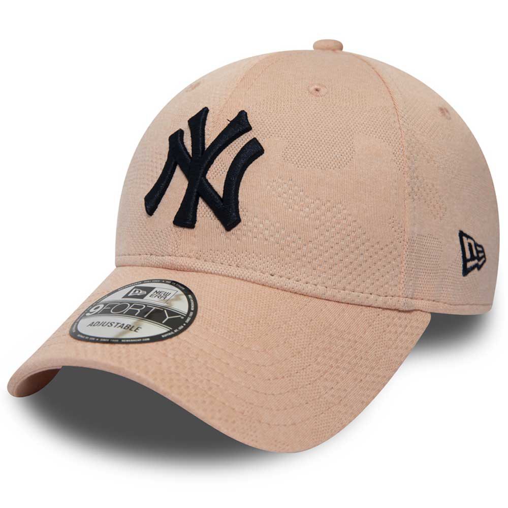 new-era-engineered-plus-9forty-new-york-yankees-cap