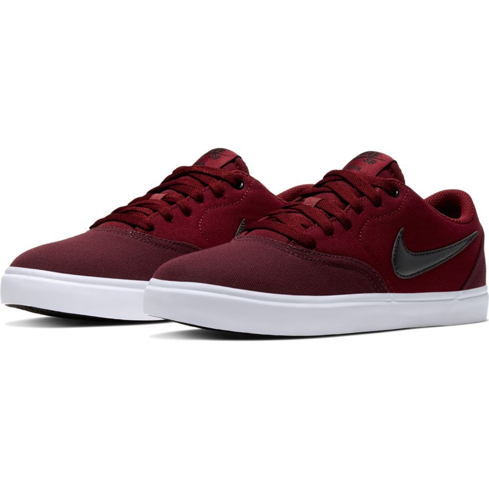 per ongeluk Grootste produceren Nike SB Check Solarsoft Canvas Trainers Red | Xtremeinn