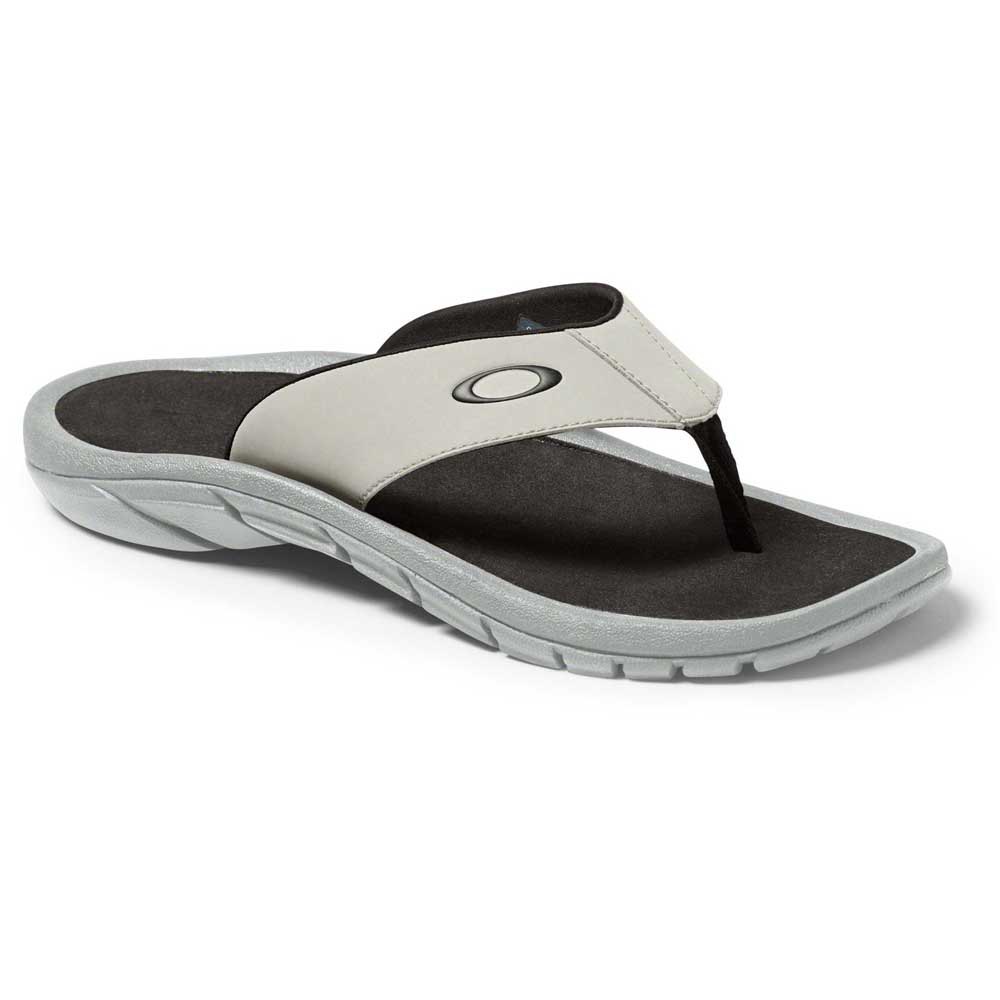 oakley-super-coil-2.0-slippers