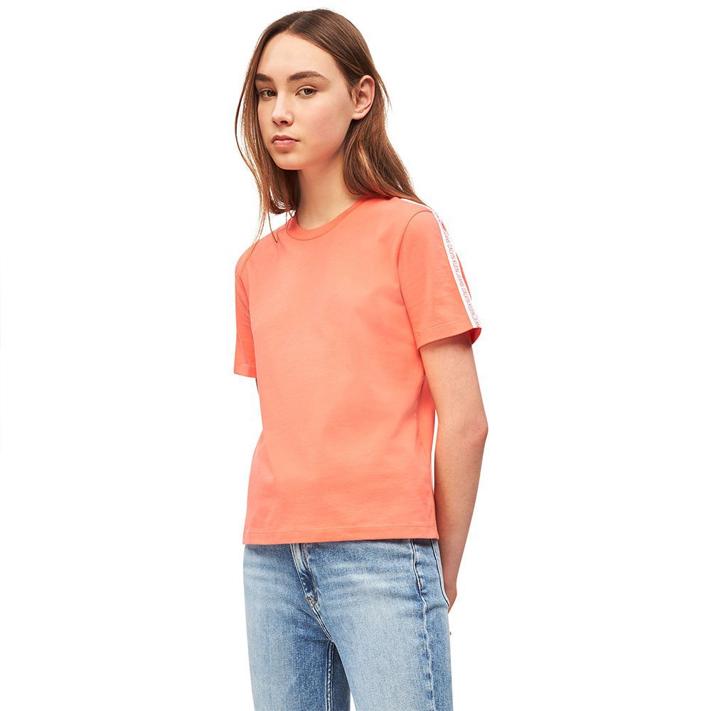 calvin-klein-jeans-crop-logo-collar-kurzarm-t-shirt