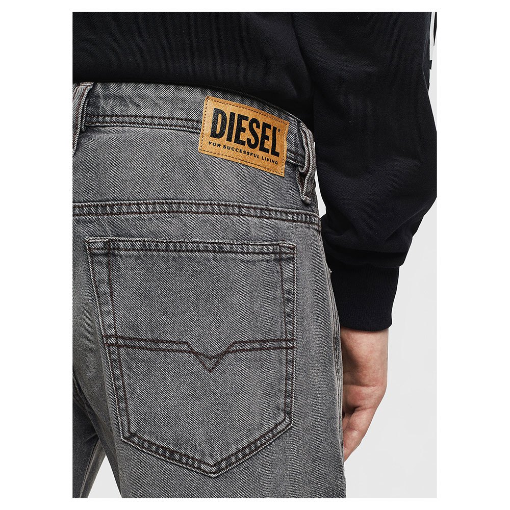 Diesel デニムショートパンツ Thoshort グレー| Dressinn