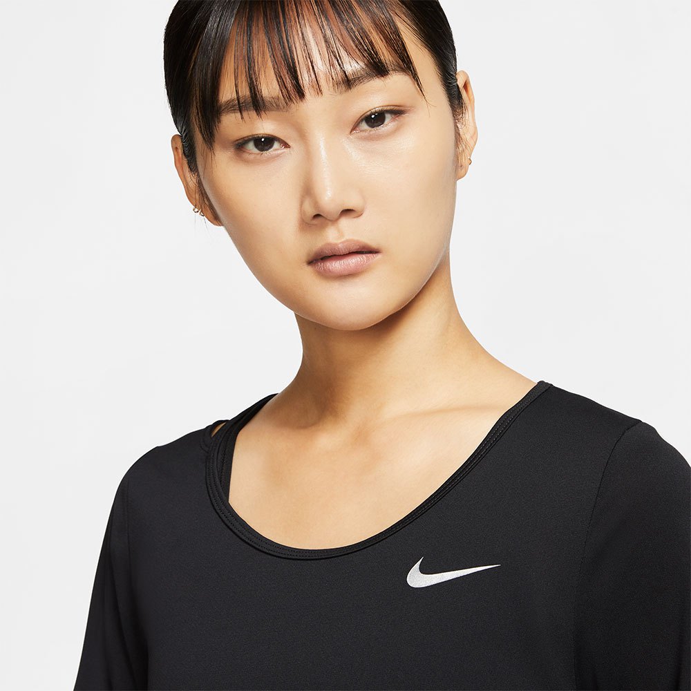 Nike Camiseta Manga Corta Runaway