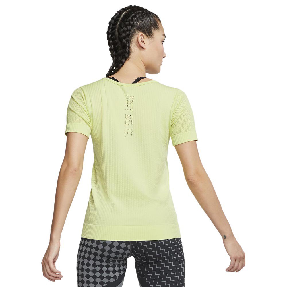 Nike Infinite Short Sleeve T-Shirt