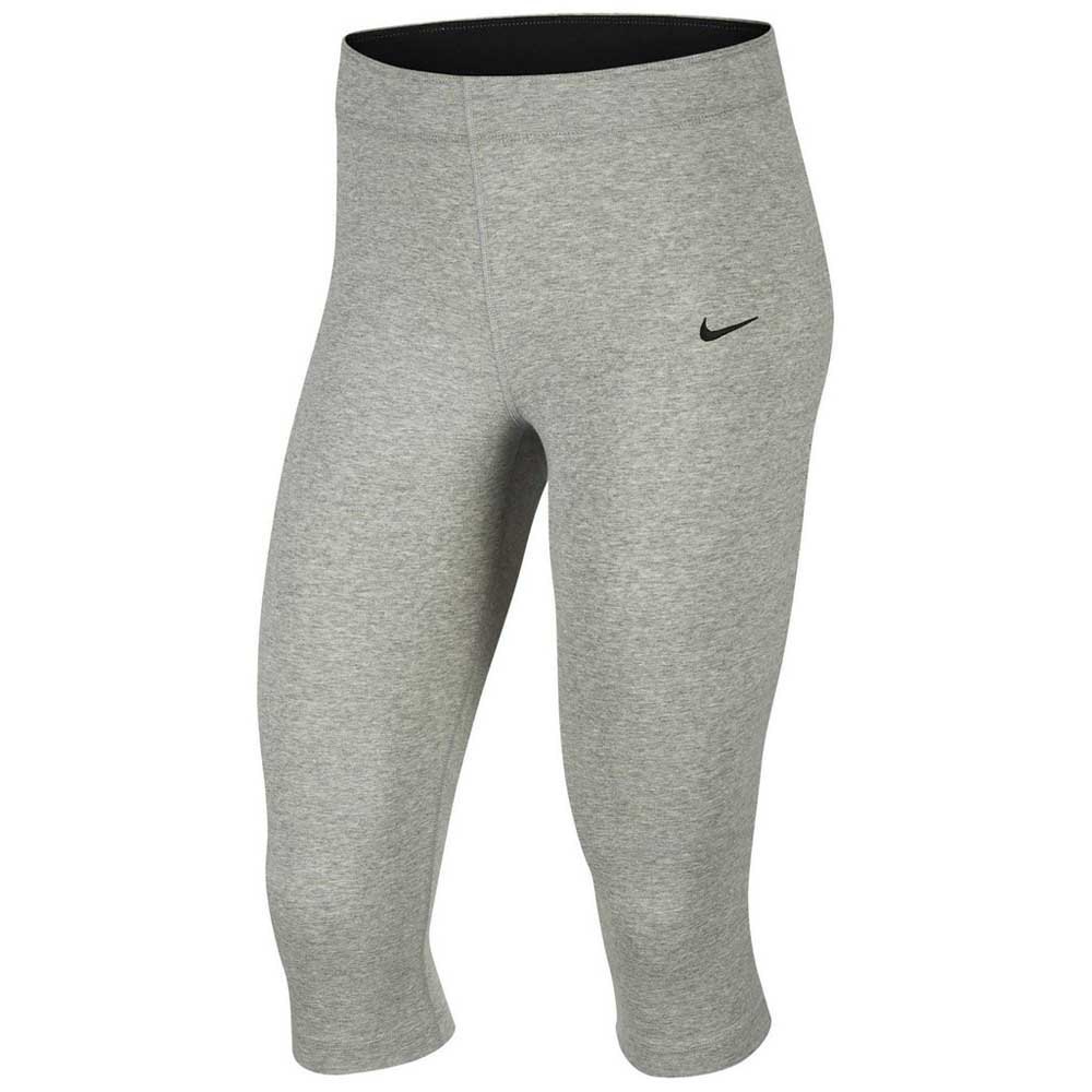 Nike Sportswear A Seegings