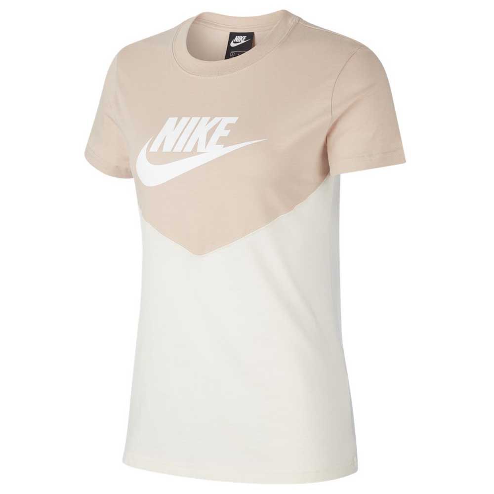 Nike Sportswear Heritage Short Sleeve T-Shirt
