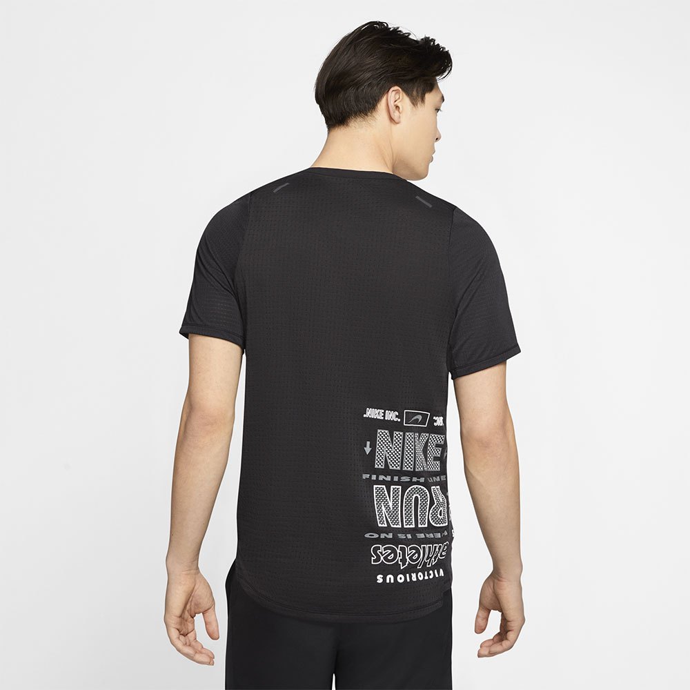 Nike Rise 365 Wild Run Short Sleeve T-Shirt