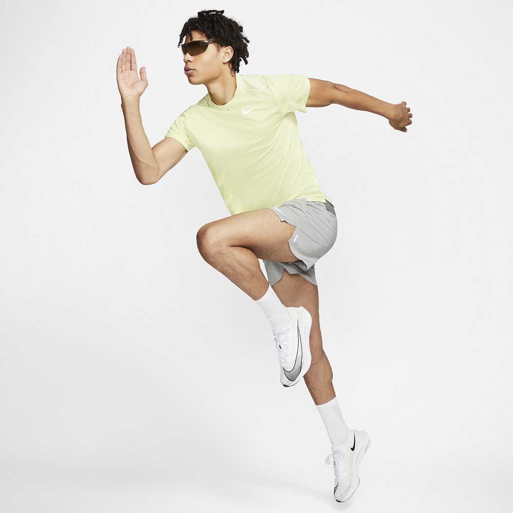Nike Flex Stride 5´´ Kurze Hosen