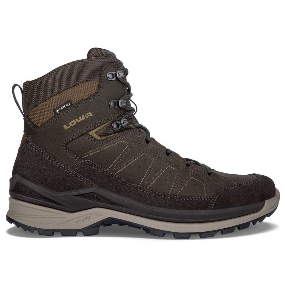 lowa-toro-evo-goretex-hiking-boots