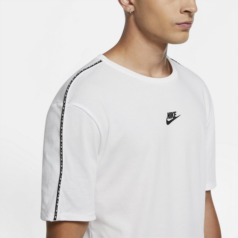 Nike Sportswear Repeat Top kortarmet t-skjorte