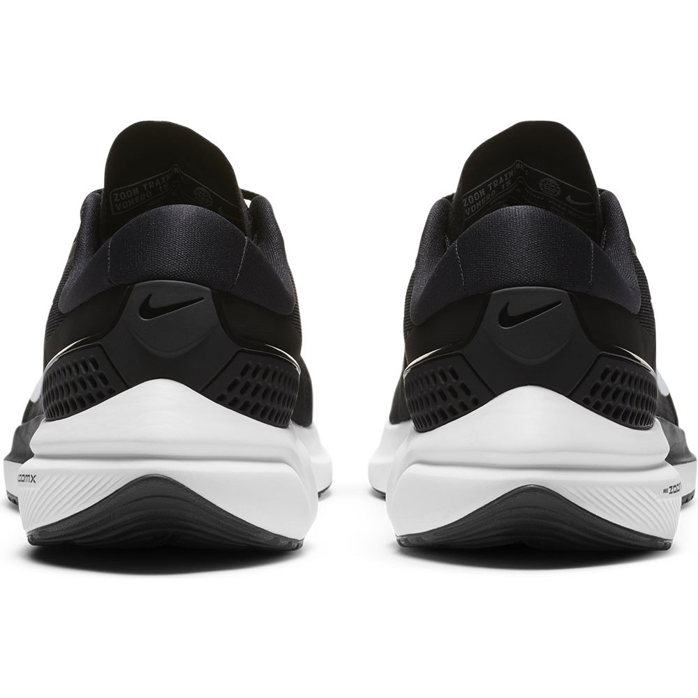 Nike Air Zoom Vomero 15 hardloopschoenen
