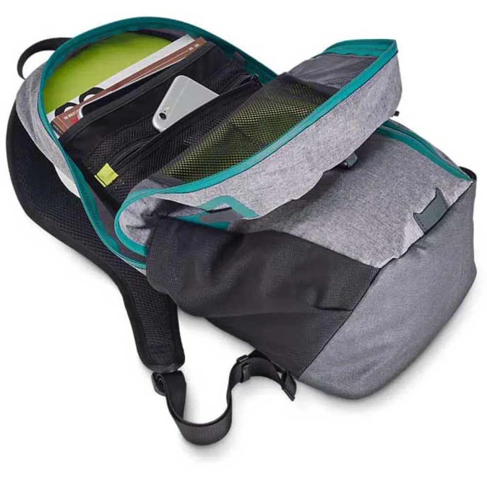 Specialized Base Miles Featherweight 15L Backpack | Bikeinn display picture 3