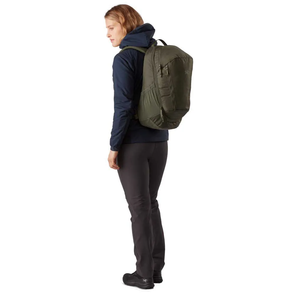 Arc'teryx Mantis 26L Backpack | Trekkinn バックパック