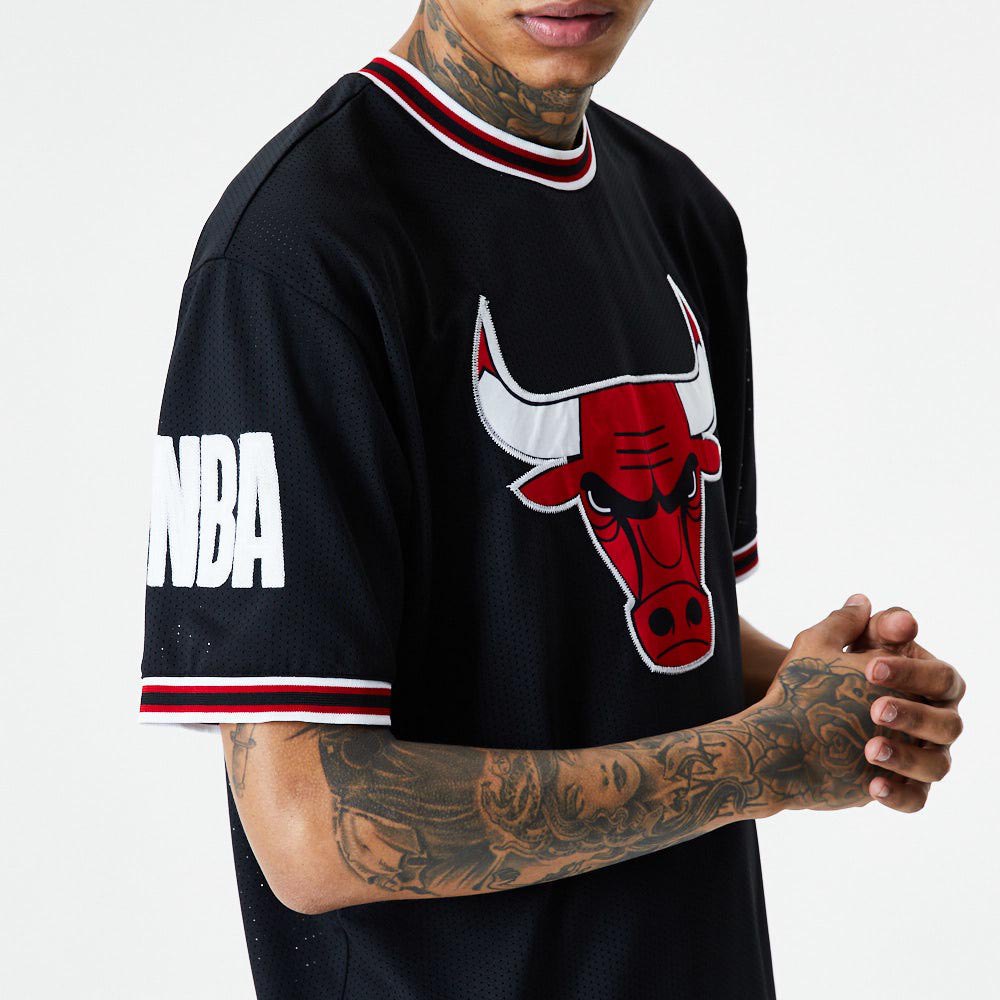 New era NBA Oversized Applique Chicago Bulls T-shirt med korta ärmar